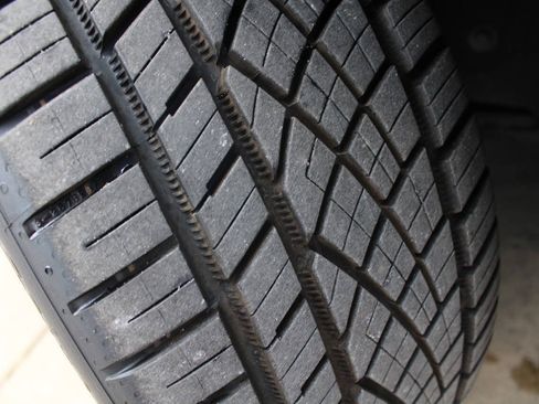 Used 2006 Chrysler Crossfire Limited RWD image 15