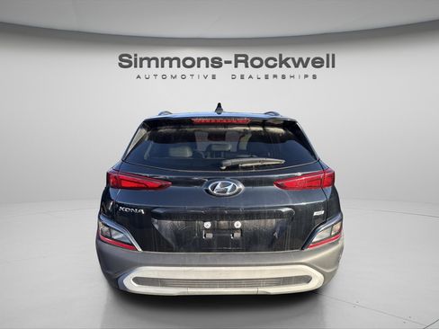 Used 2023 Hyundai Kona SEL w/ Winter Weather Package AWD/4WD image 7