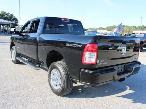 Used 2024 RAM 2500 Big Horn w/ Sport Appearance Package image 8