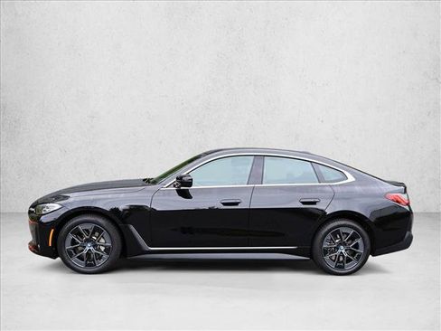 Used 2023 BMW i4 eDrive35 w/ Premium Package RWD image 11