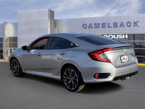 Used 2019 Honda Civic Sport image 4