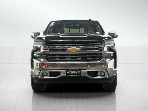 Used 2019 Chevrolet Silverado 1500 LTZ w/ LTZ Premium Package AWD/4WD image 8