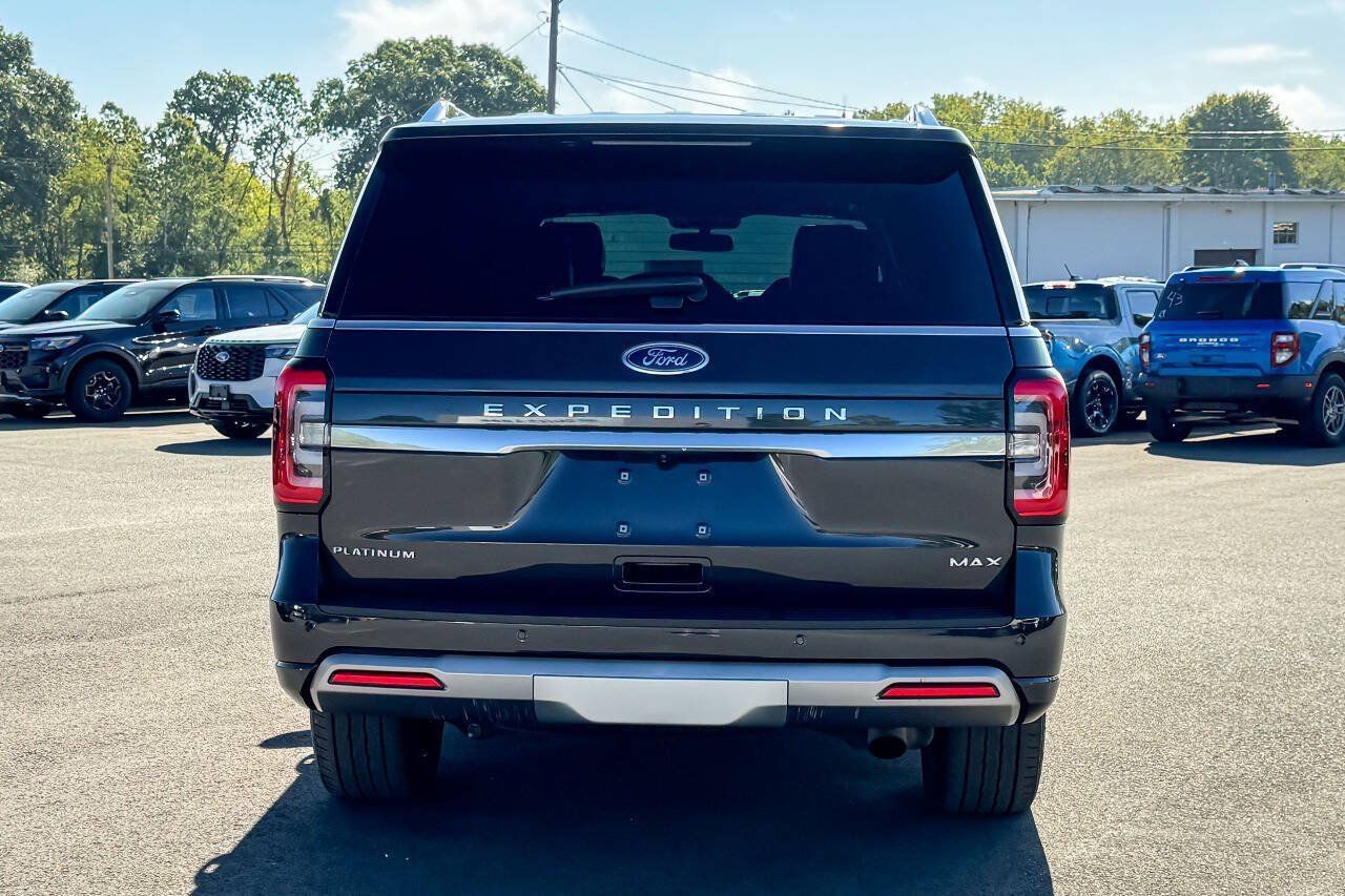 Used 2022 Ford Expedition Max Platinum AWD/4WD image 4