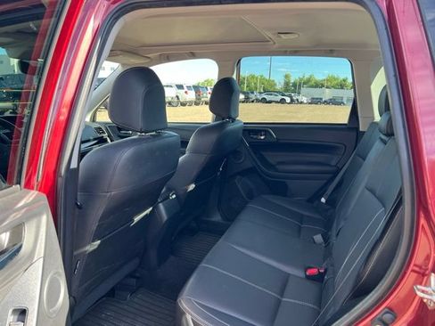 Used 2018 Subaru Forester 2.5i Touring AWD/4WD image 28