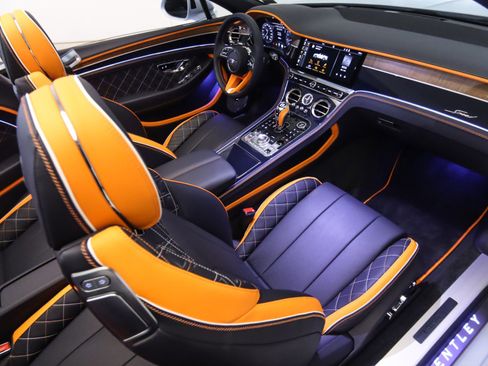 Used 2024 Bentley Continental GT Speed image 16