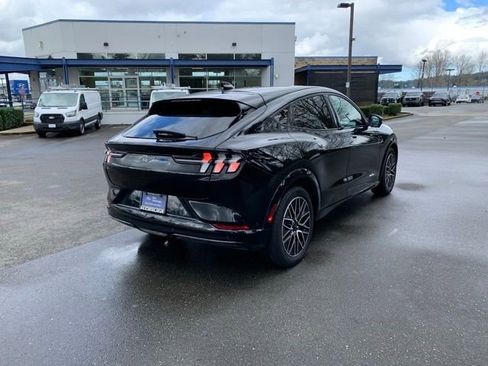 Used 2024 Ford Mustang Mach-E Premium image 8