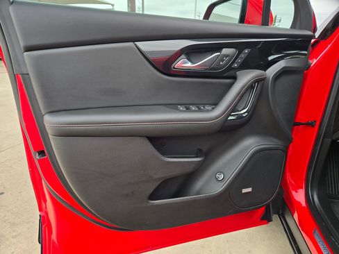 Certified 2022 Chevrolet Blazer RS w/ Enhanced Convenience Package image 11