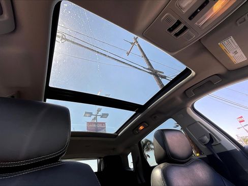 Used 2016 Cadillac SRX Luxury image 22