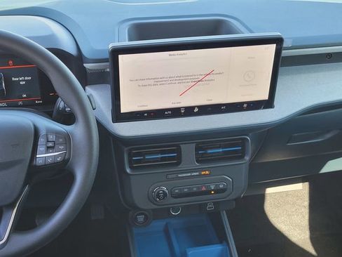 New 2026 Ford Maverick XLT image 8