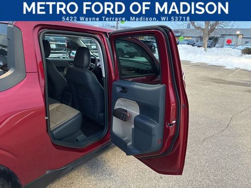 Used 2025 Ford Maverick Lariat w/ 4K Tow Package image 44