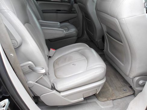 Used 2013 Buick Enclave Convenience image 23