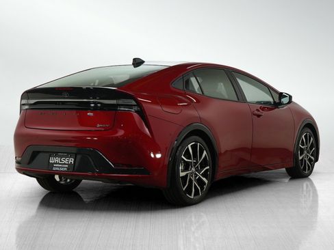 Used 2026 Toyota Prius Plug-In Hybrid w/ Limited Premium Package image 7