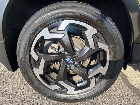 Used 2021 Subaru Crosstrek 2.5i Limited w/ Moonroof Package 1 image 9