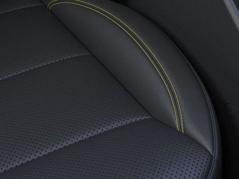 New 2025 Chevrolet Trax ACTIV w/ Driver Confidence Package image 21