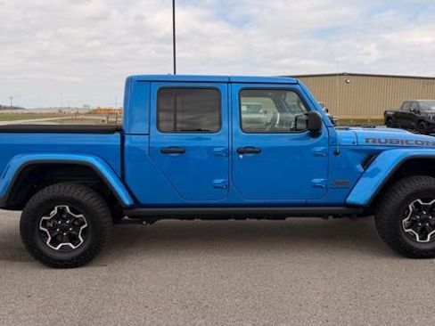 Used 2023 Jeep Gladiator Rubicon w/ Cold Weather Group image 6