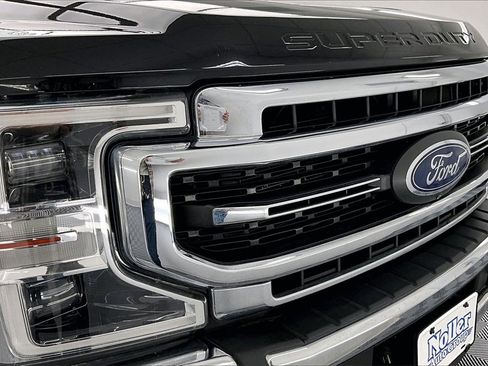 Used 2021 Ford F250 Lariat w/ Lariat Ultimate Package image 29