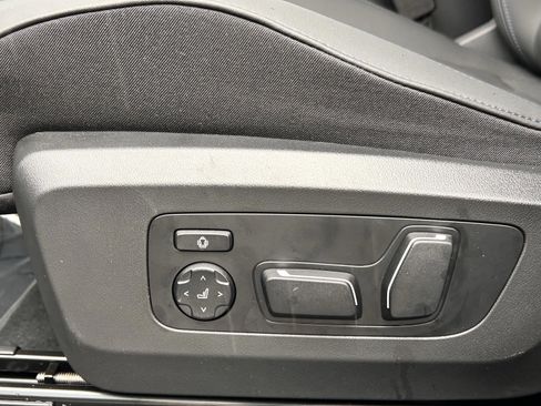 Used 2026 BMW X3 xDrive30 w/ Premium Package image 17