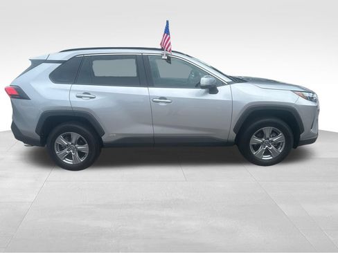 Used 2024 Toyota RAV4 XLE AWD/4WD image 29