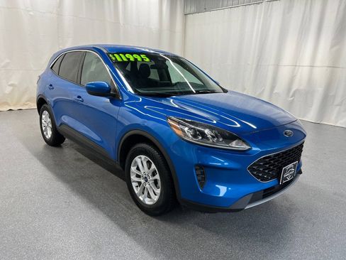 Used 2020 Ford Escape SE AWD/4WD image 3