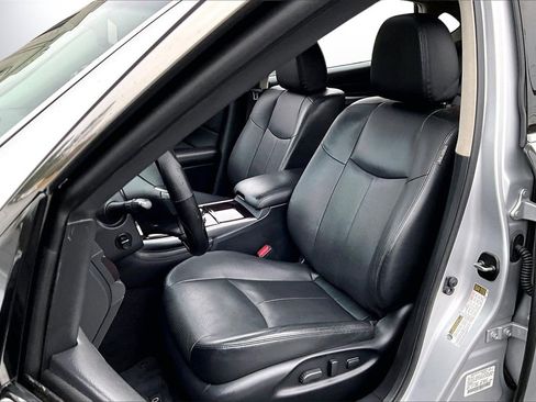 Used 2018 INFINITI Q70 L 3.7 image 21