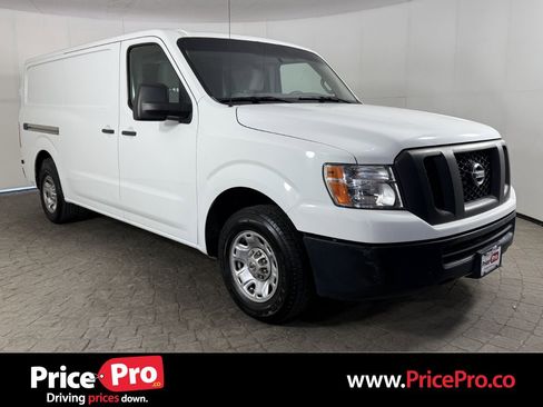 Used 2014 Nissan NV 2500 SV w/ Technology Package RWD image 1