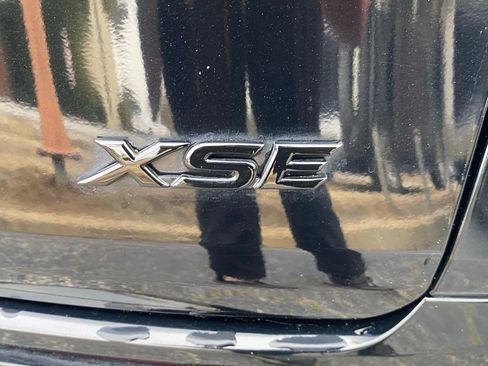 Used 2025 Toyota Sienna XSE image 16