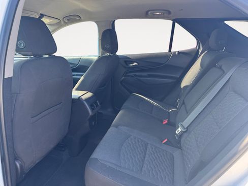 Used 2018 Chevrolet Equinox LT AWD/4WD image 13