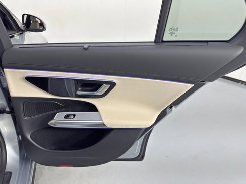 Used 2025 Mercedes-Benz E 350 E 350 w/ MBUS Superscreen Package image 47