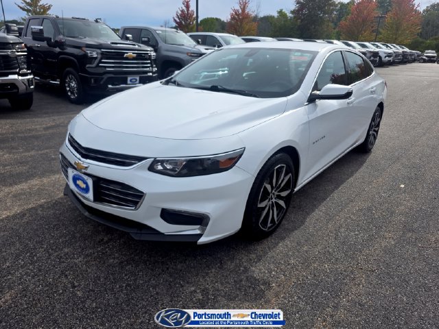 Used 2018 Chevrolet Malibu LT FWD image 1