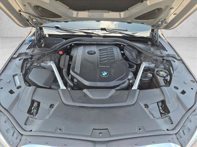 Used 2022 BMW 740i RWD image 23