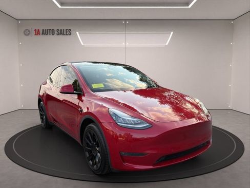 Used 2020 Tesla Model Y Long Range AWD/4WD image 7