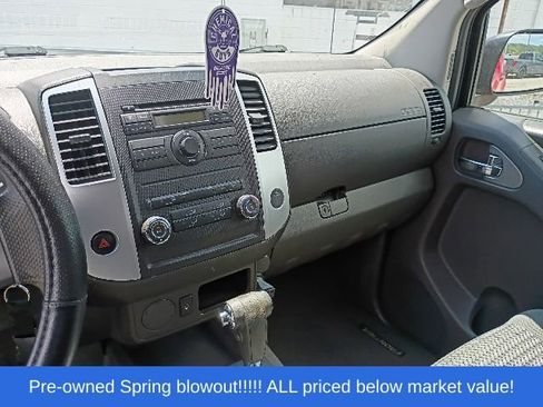 Used 2010 Nissan Frontier SE w/ SE Value Truck Pkg RWD image 16