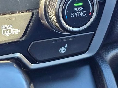 Used 2021 Honda CR-V Touring image 18