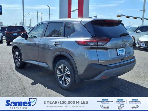 Certified 2023 Nissan Rogue SV image 3