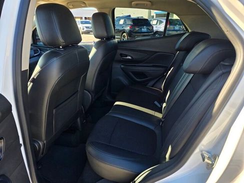 Used 2020 Buick Encore Preferred w/ Safety Package image 9