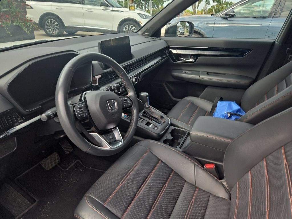 Used 2023 Honda CR-V Sport Touring image 8