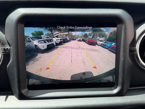 Used 2023 Jeep Wrangler Unlimited Sahara w/ Safety Group AWD/4WD image 24