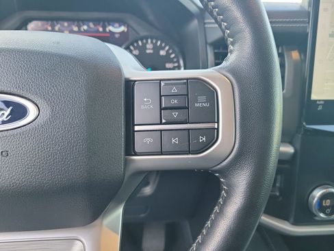 Used 2024 Ford Expedition Max XLT image 21