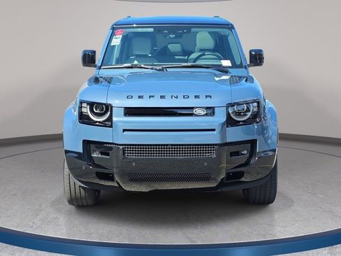New 2026 Land Rover Defender 110 X-Dynamic SE image 2