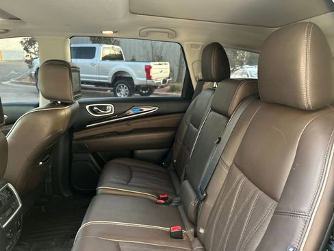 Used 2019 INFINITI QX60 Luxe w/ Sensory Package image 12