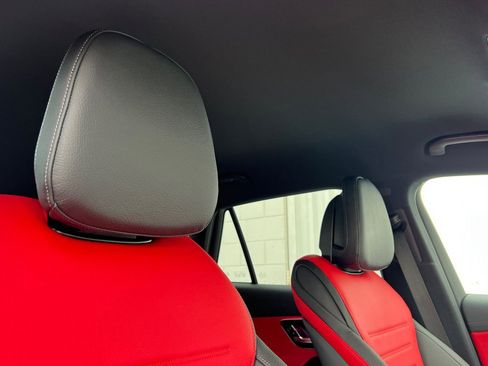 New 2026 Mercedes-Benz GLC 300 4MATIC image 19