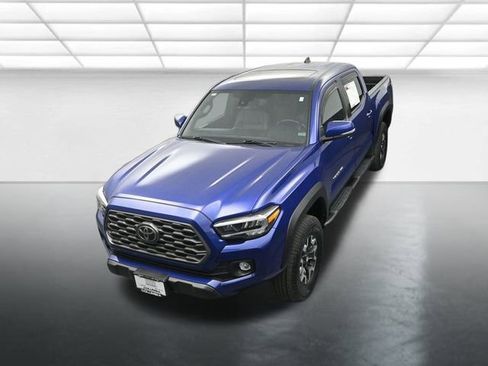 Used 2022 Toyota Tacoma TRD Off-Road w/ TRD Premium Off Road Package image 13