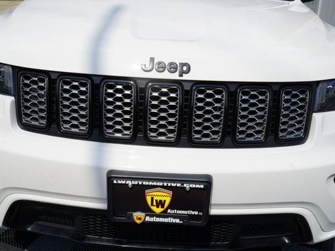 Used 2019 Jeep Grand Cherokee Altitude AWD/4WD image 36