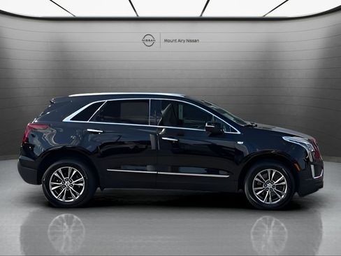 Used 2023 Cadillac XT5 Premium Luxury image 2