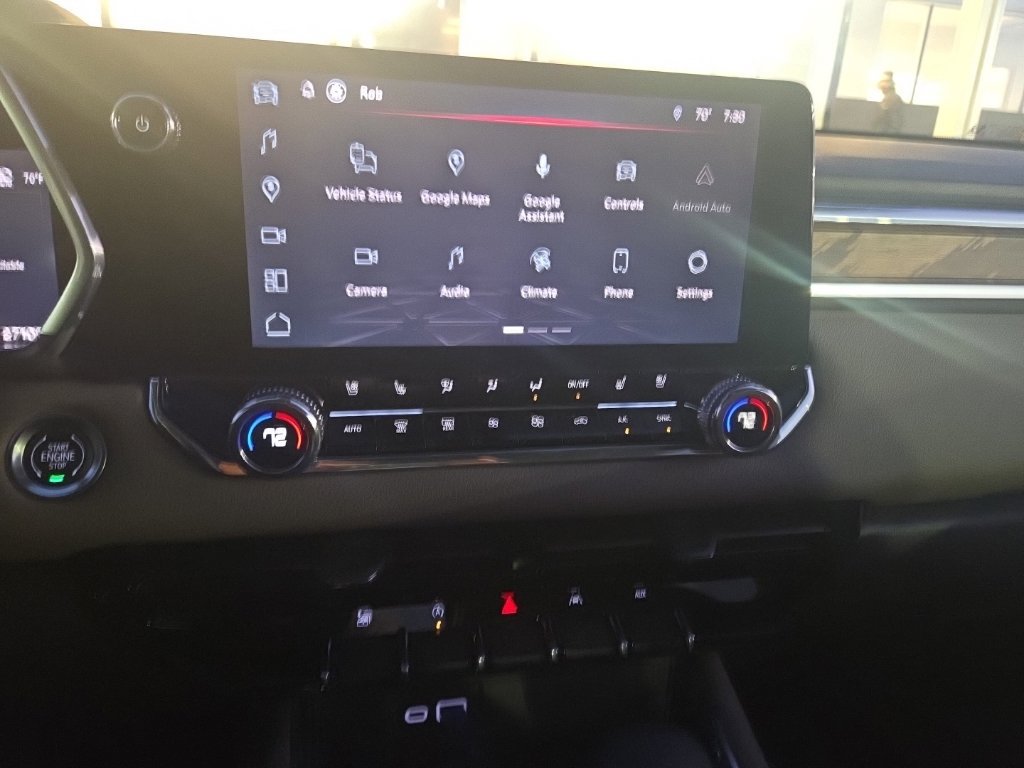 Used 2025 GMC Canyon Denali AWD/4WD image 10