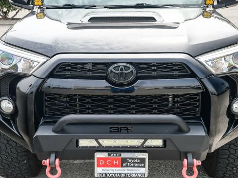Used 2019 Toyota 4Runner TRD Off-Road Premium image 5