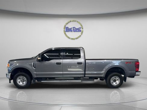 Used 2022 Ford F250 XLT w/ XLT Value Package AWD/4WD image 2