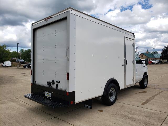 Used 2022 Ford E-350 and Econoline 350 Super Duty w/ Power Windows & Locks Group RWD image 6