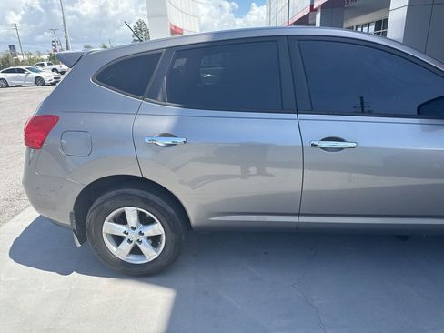 Used 2010 Nissan Rogue S w/ 360 Degree Value Pkg image 4