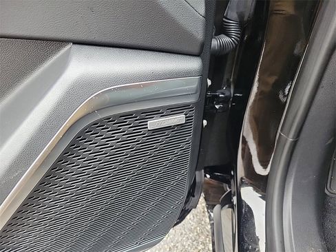 New 2025 Buick Enclave Sport Touring w/ Power Package image 10